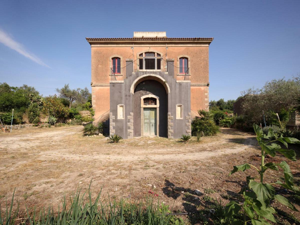 Zahara Pension Carlentini Buitenkant foto